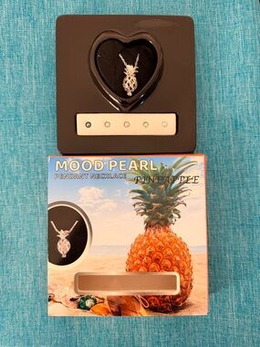 Pineapple Pendant Necklace - Silver